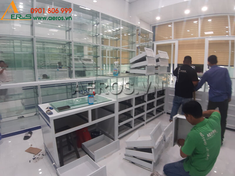 Hình ảnh thiết kế thi công nhà thuốc nhôm kính Hoàng Huy tại quận 6, TPHCM